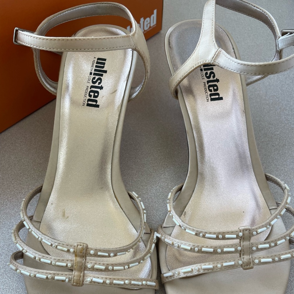 Unlisted Kenneth Cole Dressy Beaded Sandals in Honey with 2 Inch Heel Size 8.5 - Picture 2 of 6